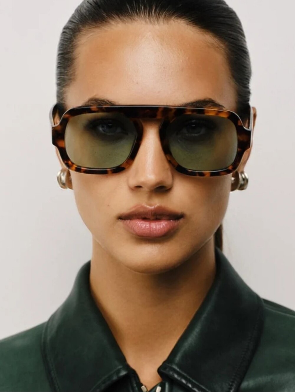 Elisa Johnson Jane Tortoise Sunglasses With Case EUC